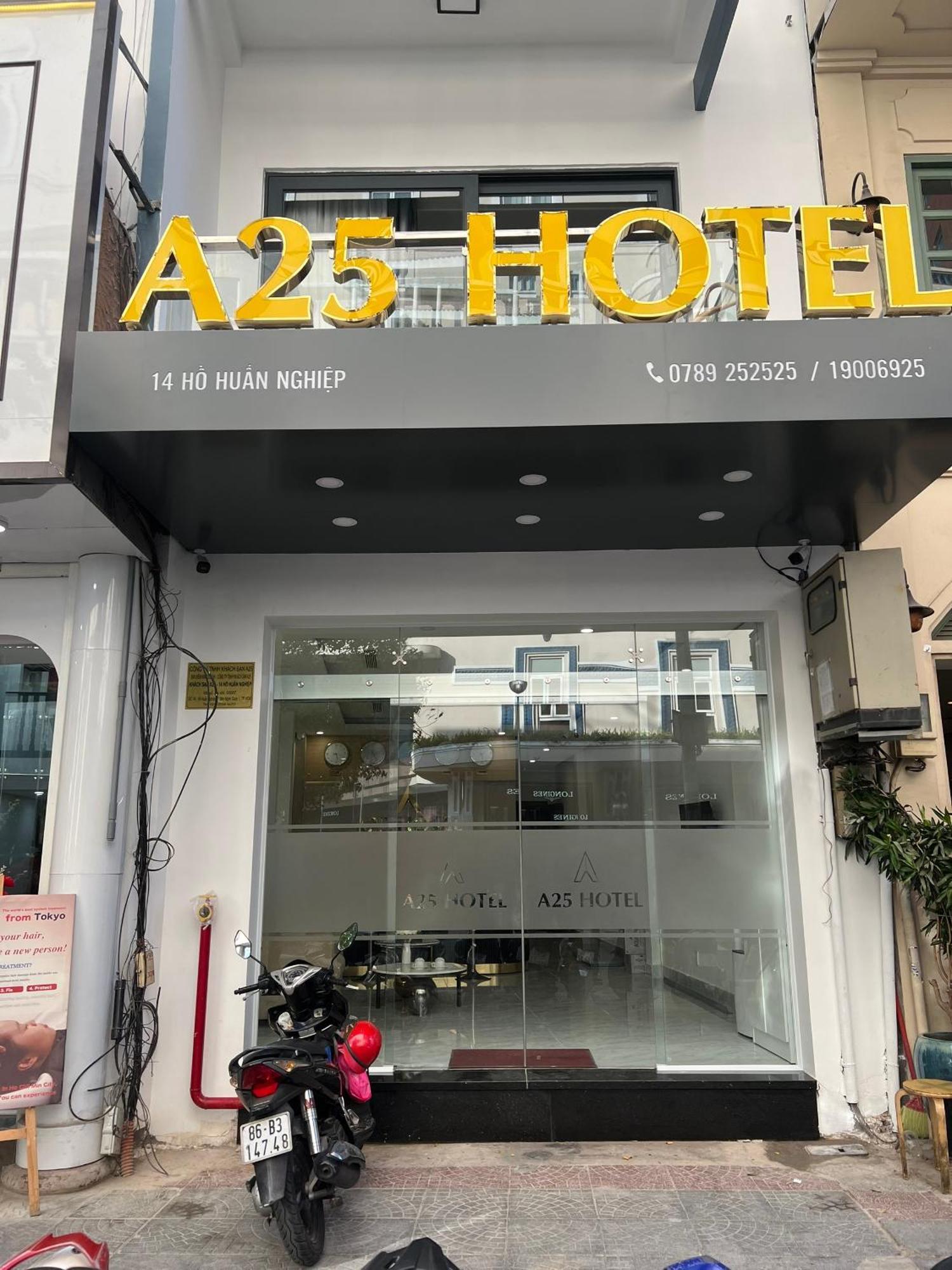 新新酒店 胡志明市 外观 照片